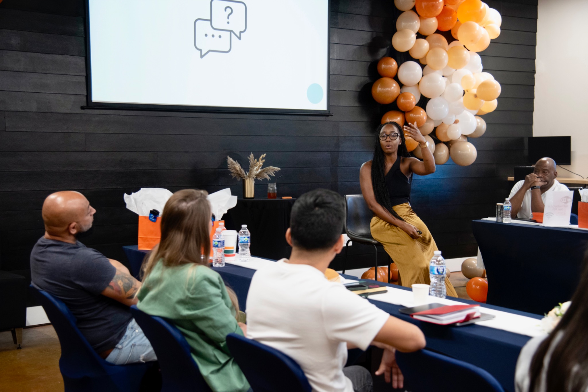 Keleisha Carter teaching a live audience